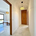 Vintage 2 With Pool By Homing Appartement
