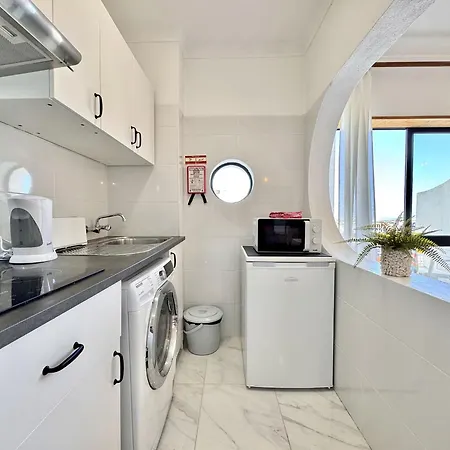 Vintage 2 With Pool By Homing Albufeira