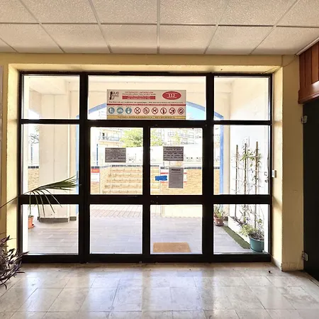 Vintage 2 With Pool By Homing Apartment *